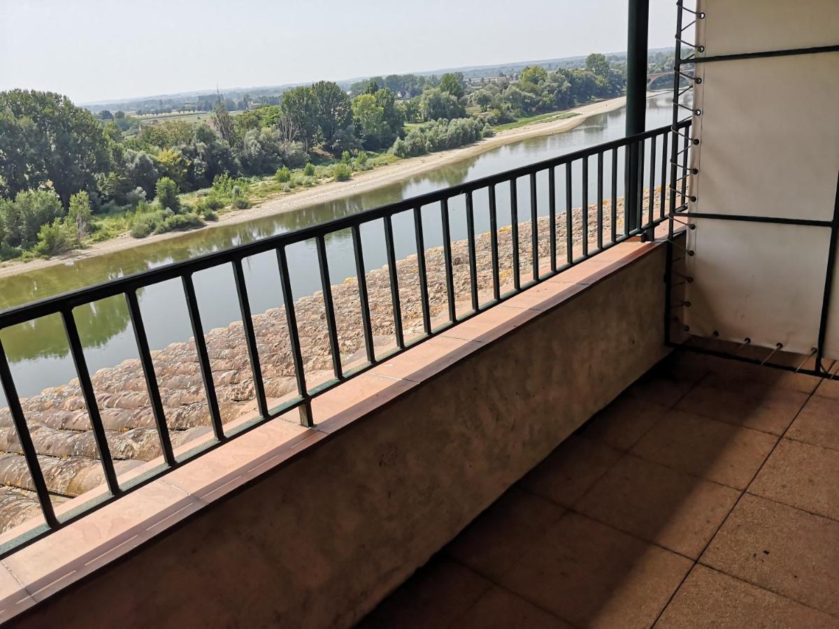 Hotel Restaurant Cote Garonne Le Balcon Des Dames - Tonneins Fauillet Marmande - Vue Panoramique Bord De Garonne Chambres Climatisees Exterior photo