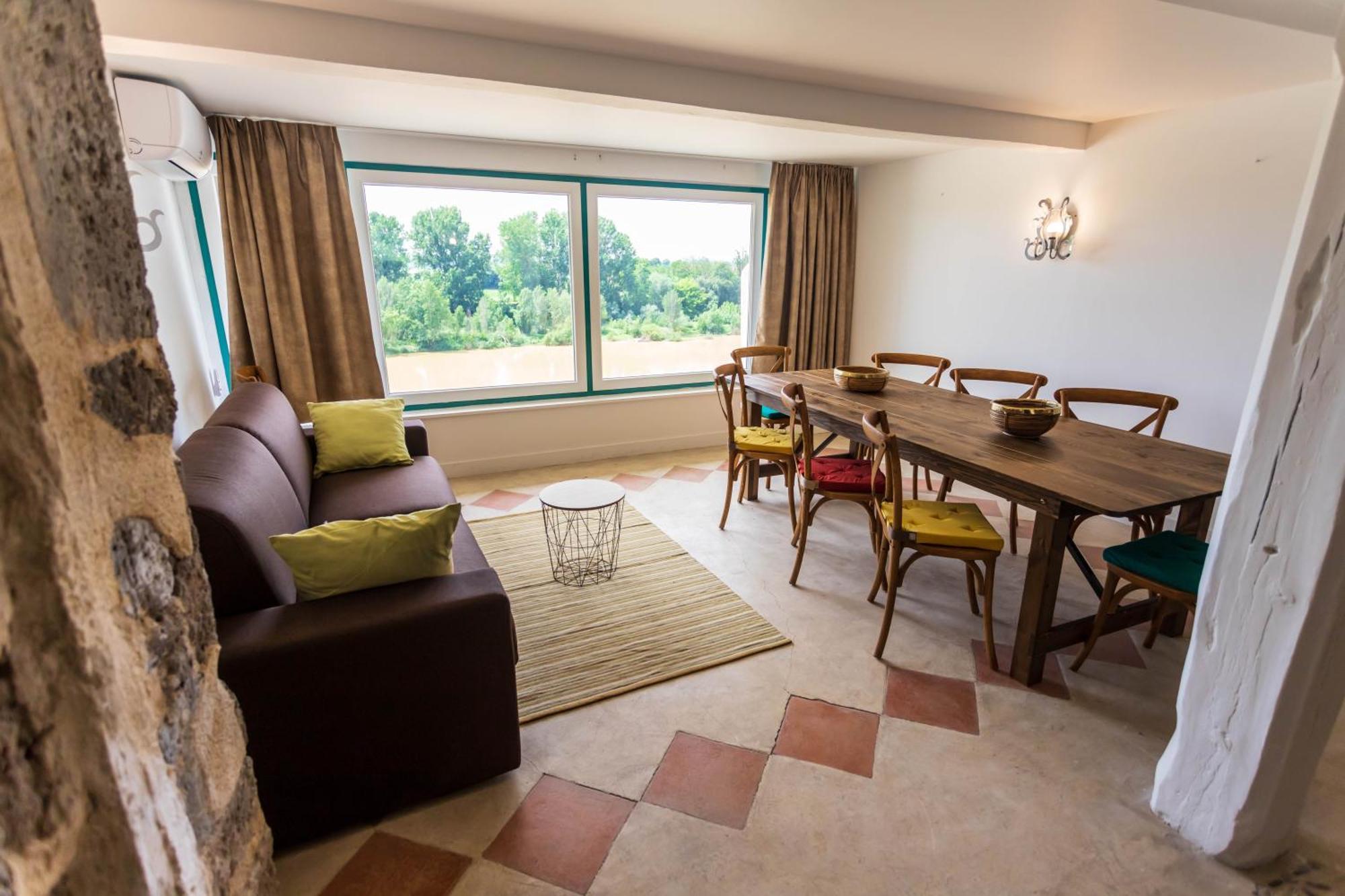 Hotel Restaurant Cote Garonne Le Balcon Des Dames - Tonneins Fauillet Marmande - Vue Panoramique Bord De Garonne Chambres Climatisees Exterior photo